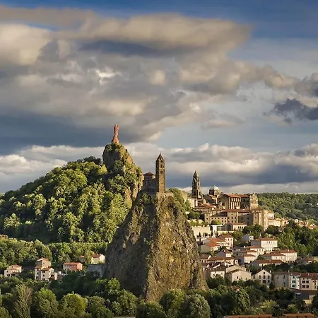 Le Cocoon Caché, Charming F2, Puy-en-velay Center * Le Puy-en-Velay