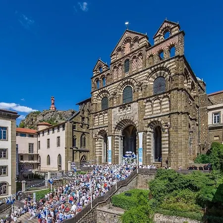 Apartment Le Cocoon Cache, Charming F2, Puy-en-velay Center *